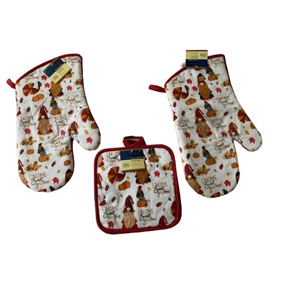 Home Collection Gnome Oven Mitts & Pot Holder 4 PC Set Fall Holiday Pumpkin NEW - Picture 5 of 5
